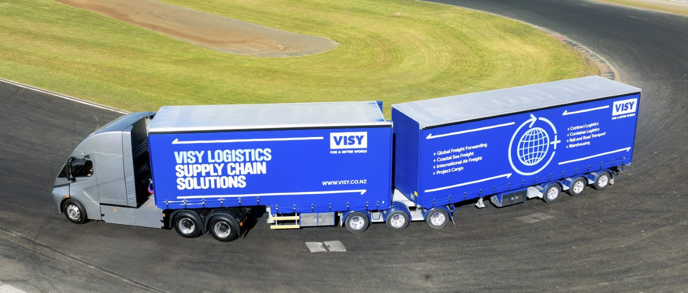 6. Etrucks Hampton Downs track day Deepway Visy trailers
